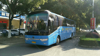 大巴車(chē)