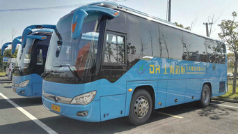 大巴車(chē)
